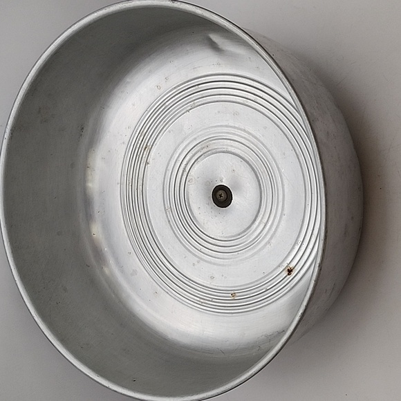 Vintage 1950s Aluminum Dome Lid for Cakes and Pies 10" - Picture 8 of 10